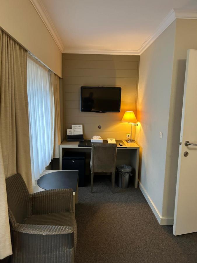 Hotel Atlas Брюгге Экстерьер фото